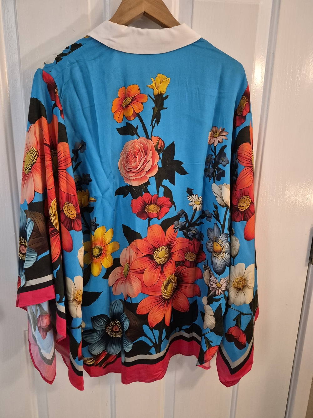 Aratta Floral Garden White Blue Floral Accent Top - Picture 8 of 10